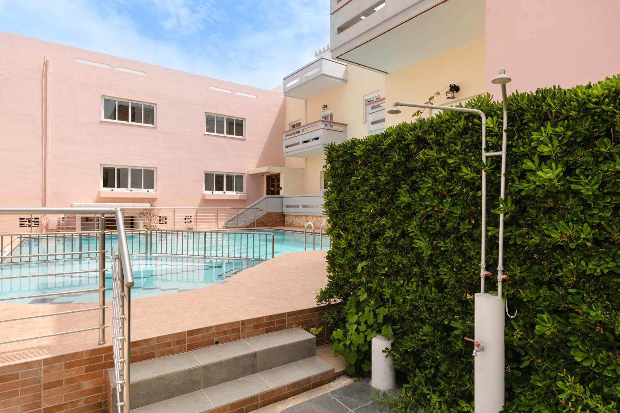 Thelesi Apartments Stalós Exterior foto